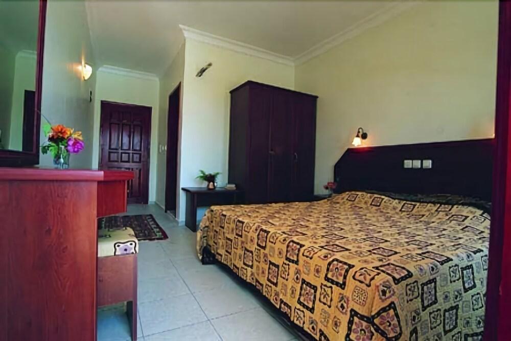 Celay Hotel Ölüdeniz Extérieur photo